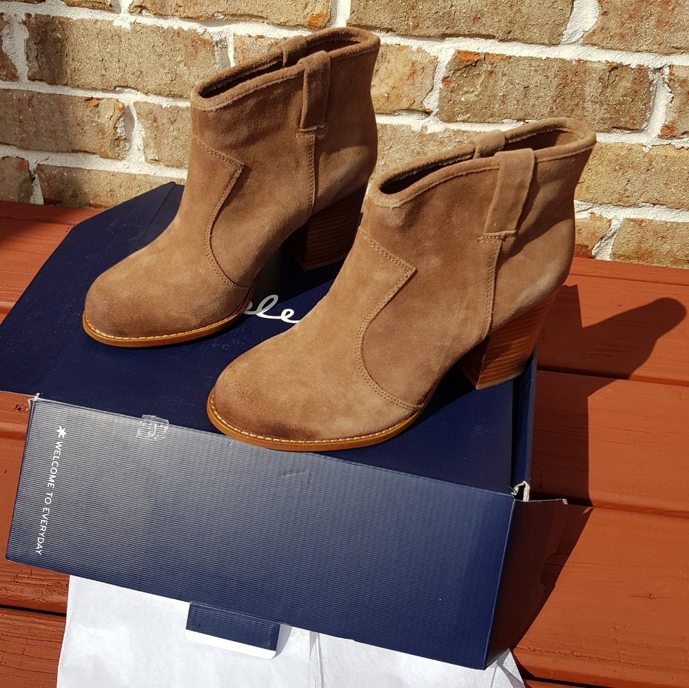 Splendid Lakota boots